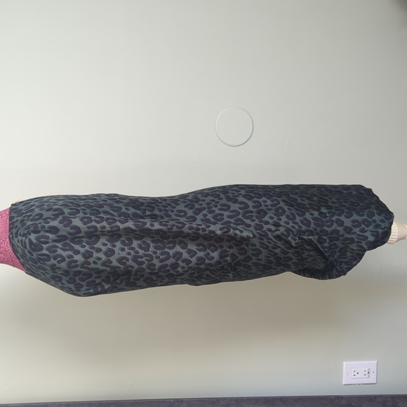 Louis Vuitton Green Leopard Print Ruched Silk Dress, 40 - Picture 2 of 7